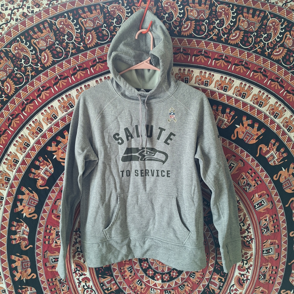 Nike NFL Salute to Service Seattle Seahawks Grey Pullover Hoodie Size Large